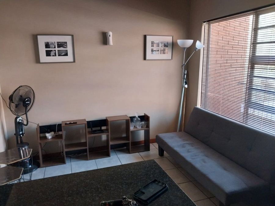 1 Bedroom Property for Sale in Bult South North West